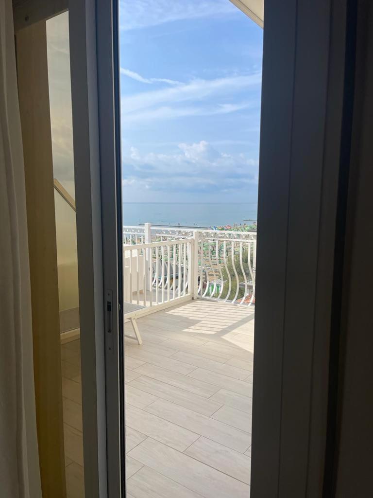 Hotel Bellariva Lido di Jesolo Szoba fotó