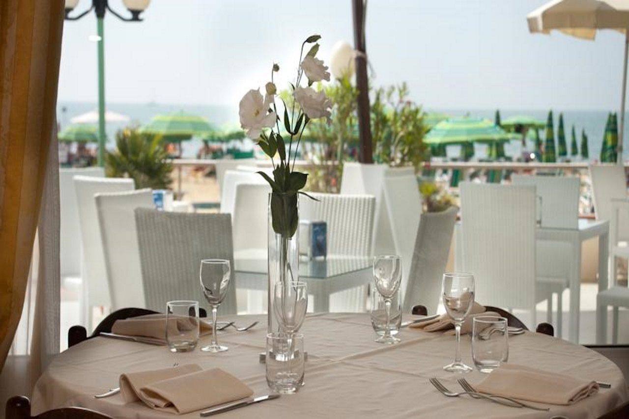 Hotel Bellariva Lido di Jesolo Kültér fotó
