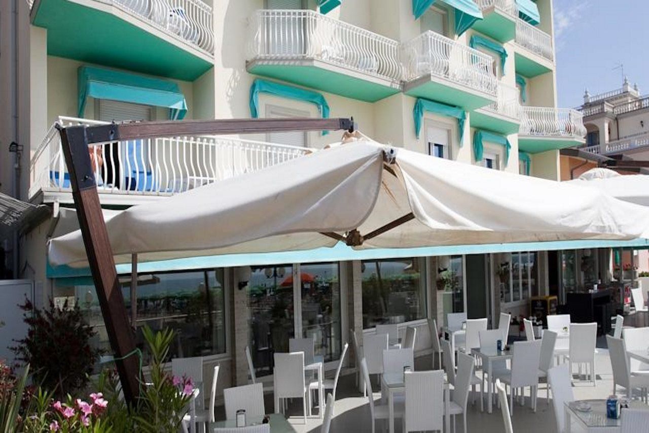 Hotel Bellariva Lido di Jesolo Kültér fotó