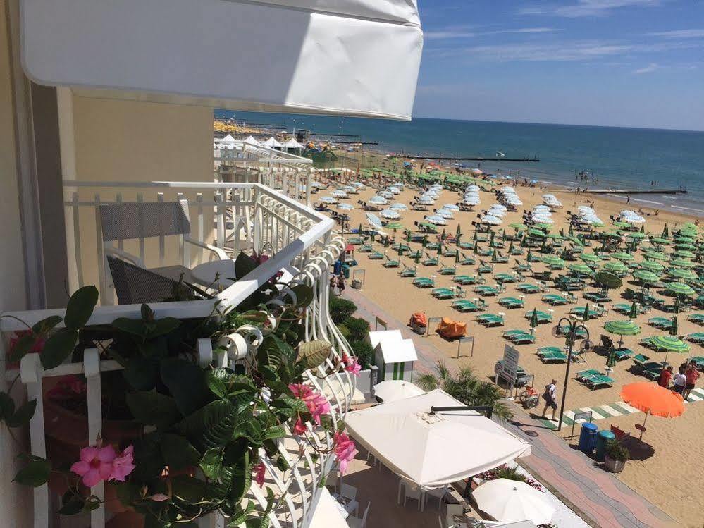 Hotel Bellariva Lido di Jesolo Kültér fotó